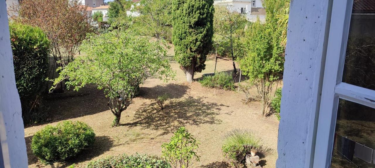 Les Terrasses d'Angoulême Acomodação com café da manhã Exterior foto